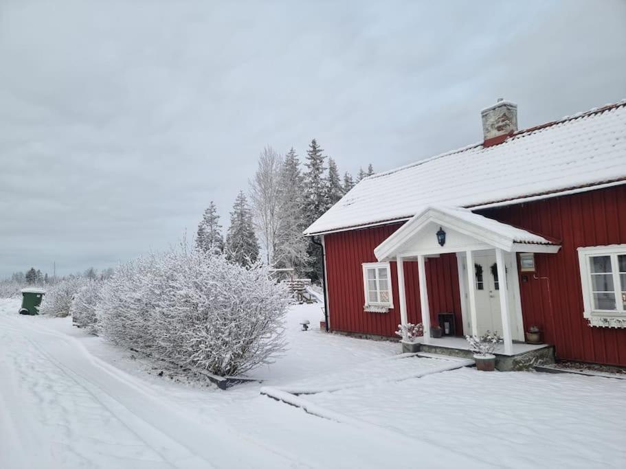 Villa Pa Landet, Habo Bagian luar foto